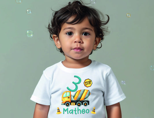 Baustelle Bagger Kran Personalisiertes T-Shirt  zum Geburtstag mit Wunschzahl und Name